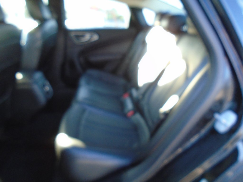Photo 25 of this CHRYSLER 200