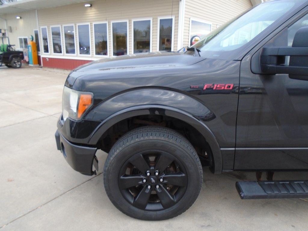 Photo 2 of this FORD F150
