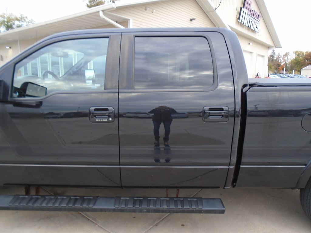 Photo 4 of this FORD F150