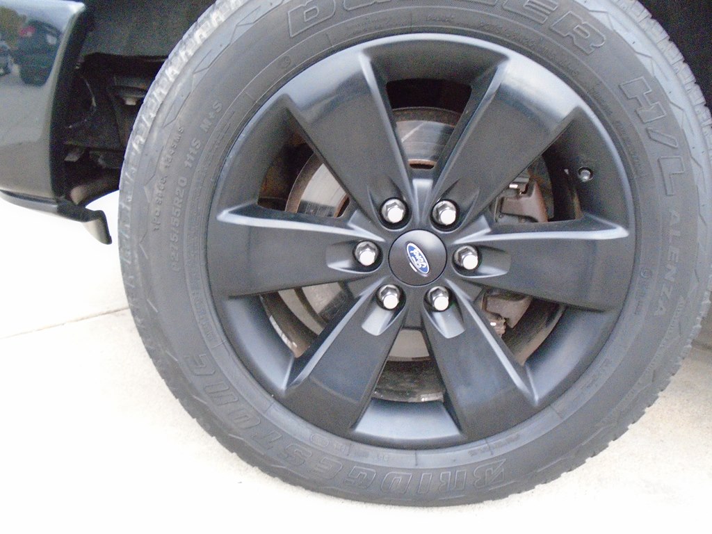Photo 60 of this FORD F150