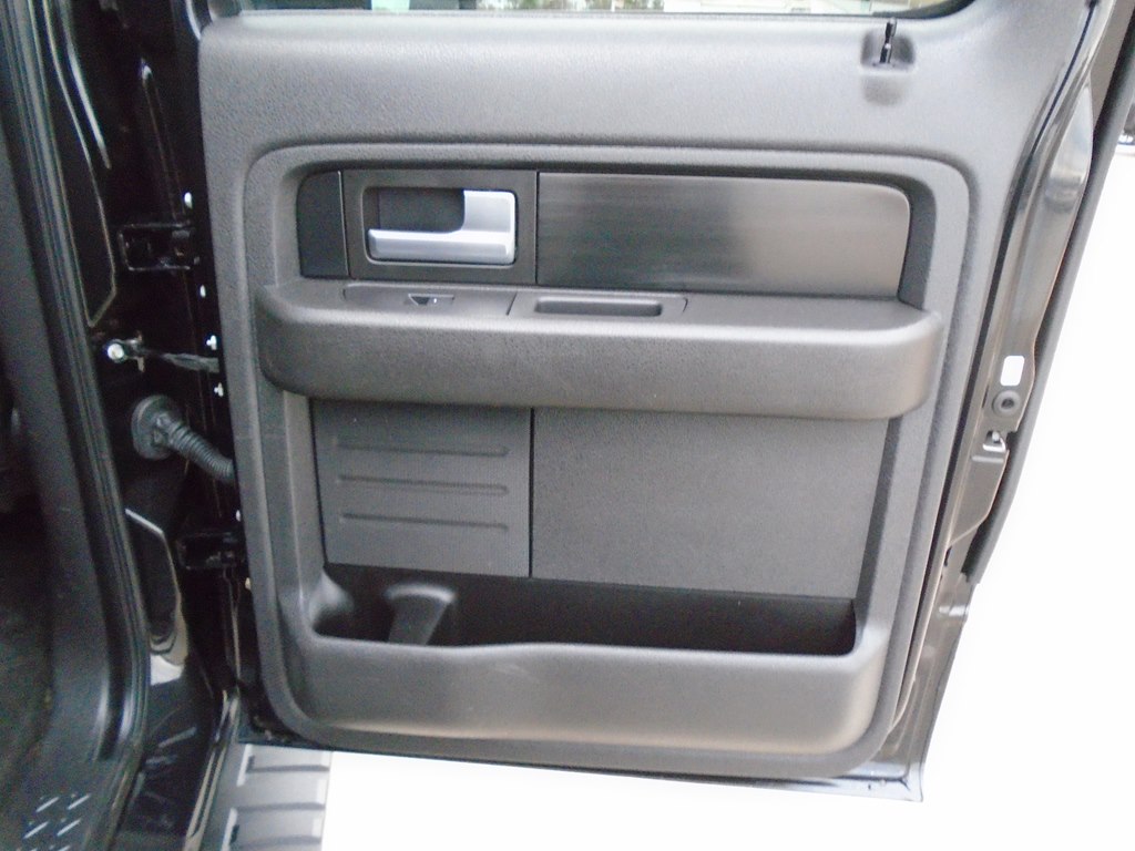 Photo 37 of this FORD F150