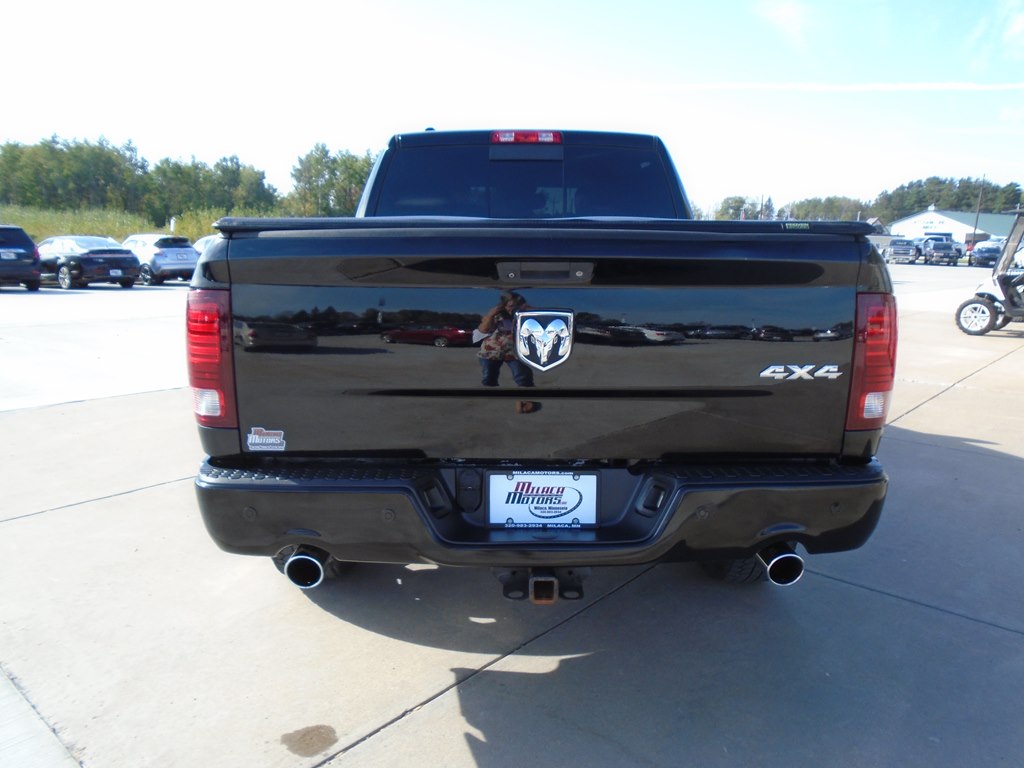 Photo 10 of this RAM 1500