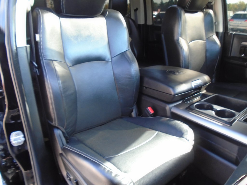 Photo 37 of this RAM 1500