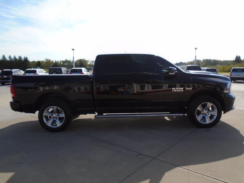 Photo 6 of this RAM 1500