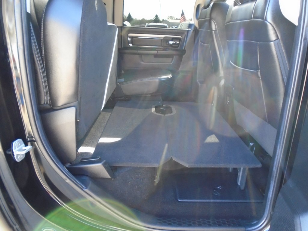 Photo 47 of this RAM 1500