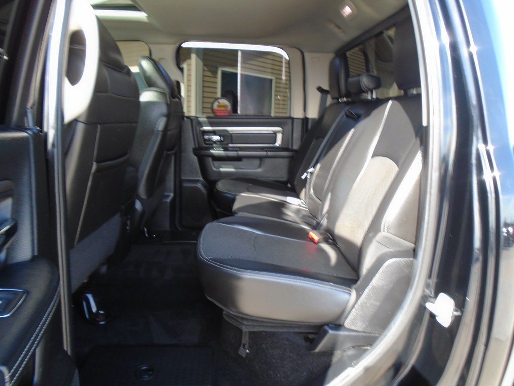 Photo 22 of this RAM 1500
