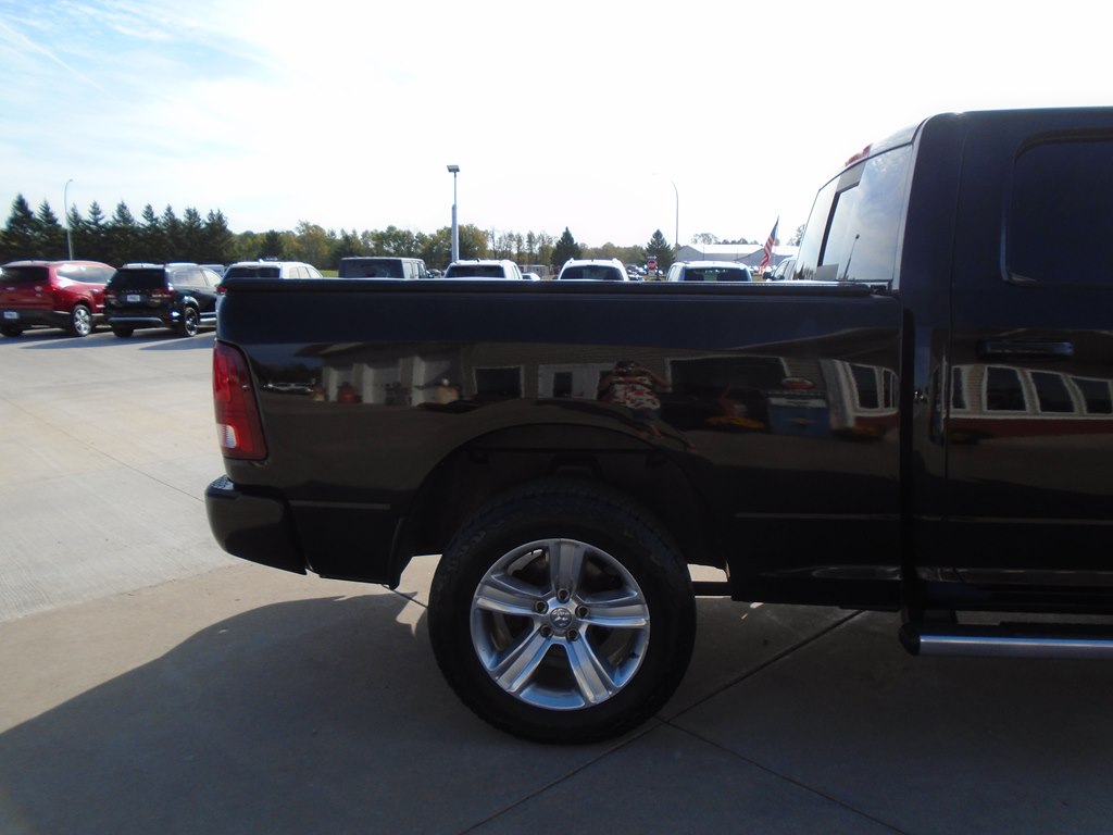 Photo 9 of this RAM 1500
