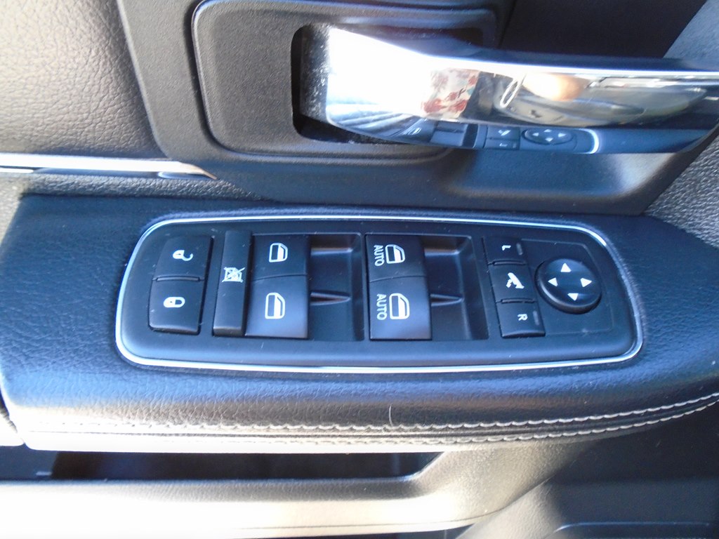 Photo 16 of this RAM 1500