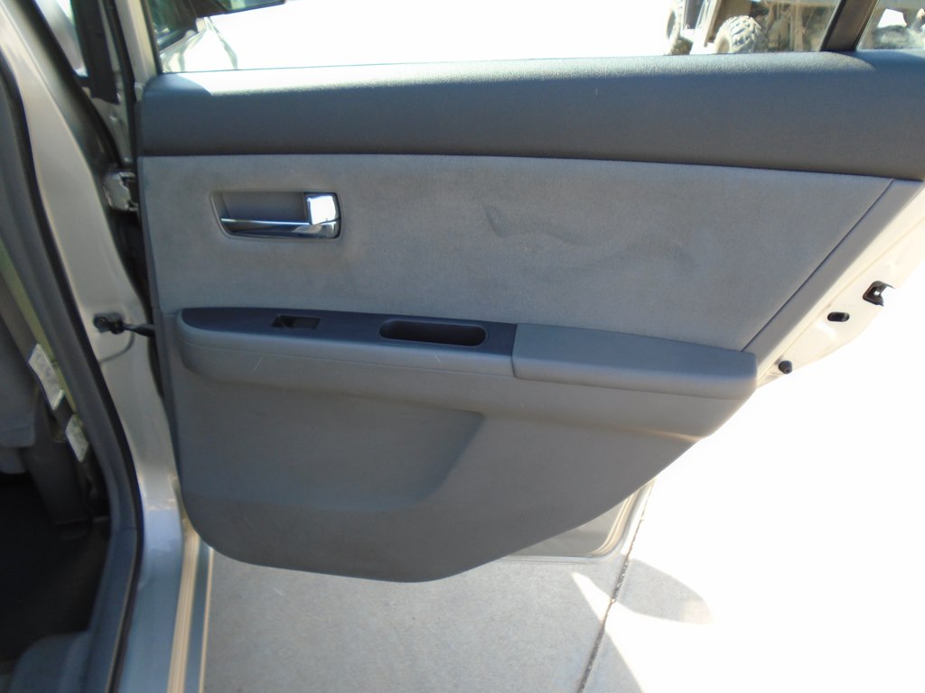 Photo 38 of this NISSAN SENTRA