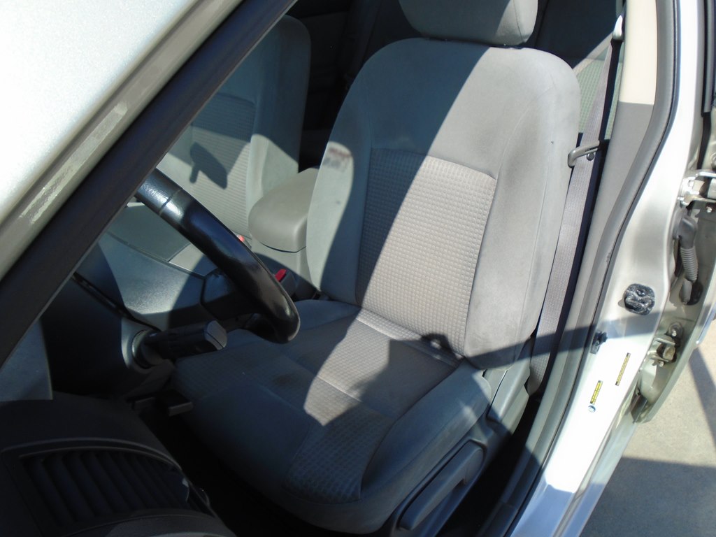 Photo 17 of this NISSAN SENTRA