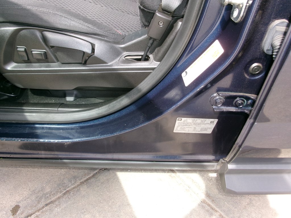 Photo 16 of this CHEVROLET EQUINOX