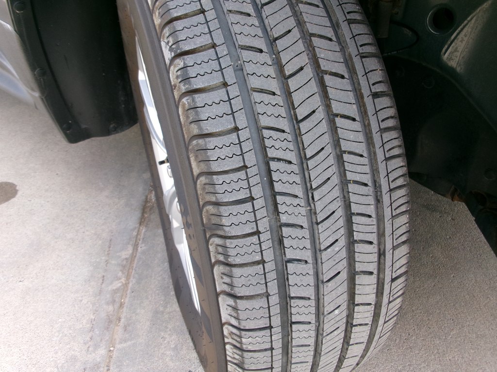 Photo 52 of this CHEVROLET EQUINOX