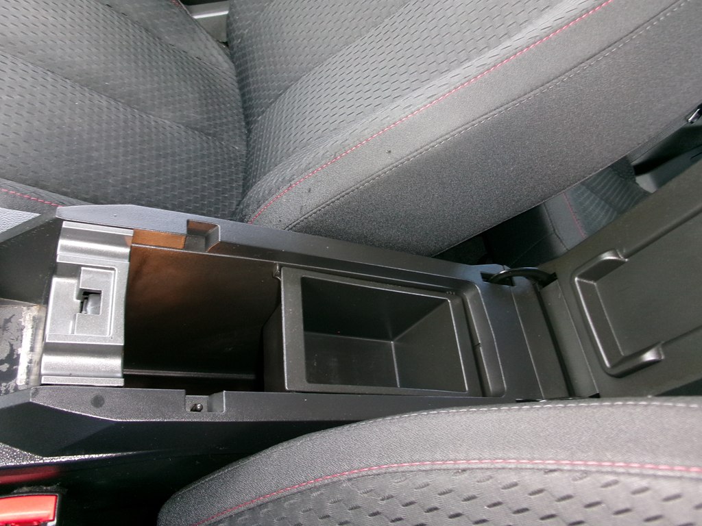 Photo 46 of this CHEVROLET EQUINOX