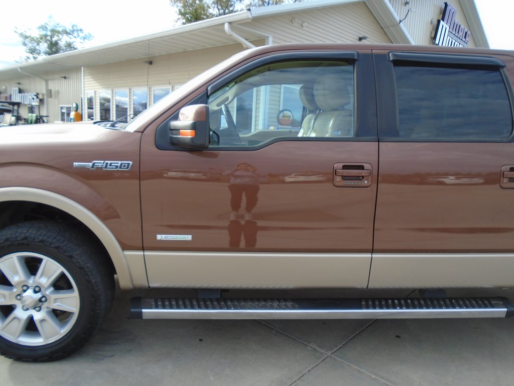 Photo 3 of this FORD F150