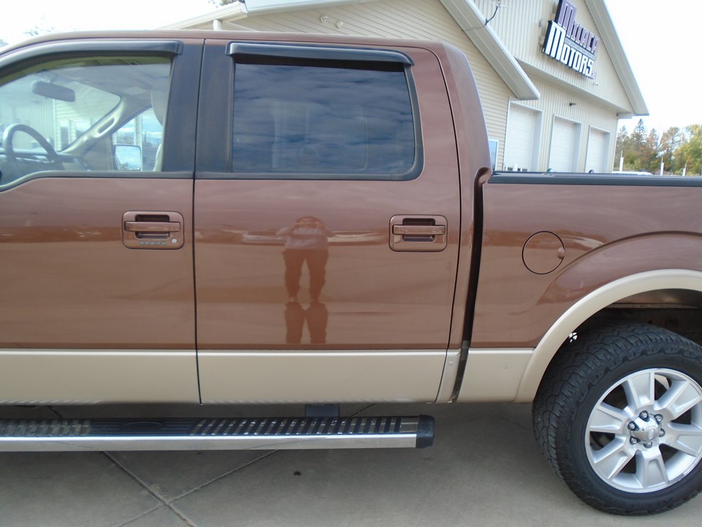 Photo 4 of this FORD F150