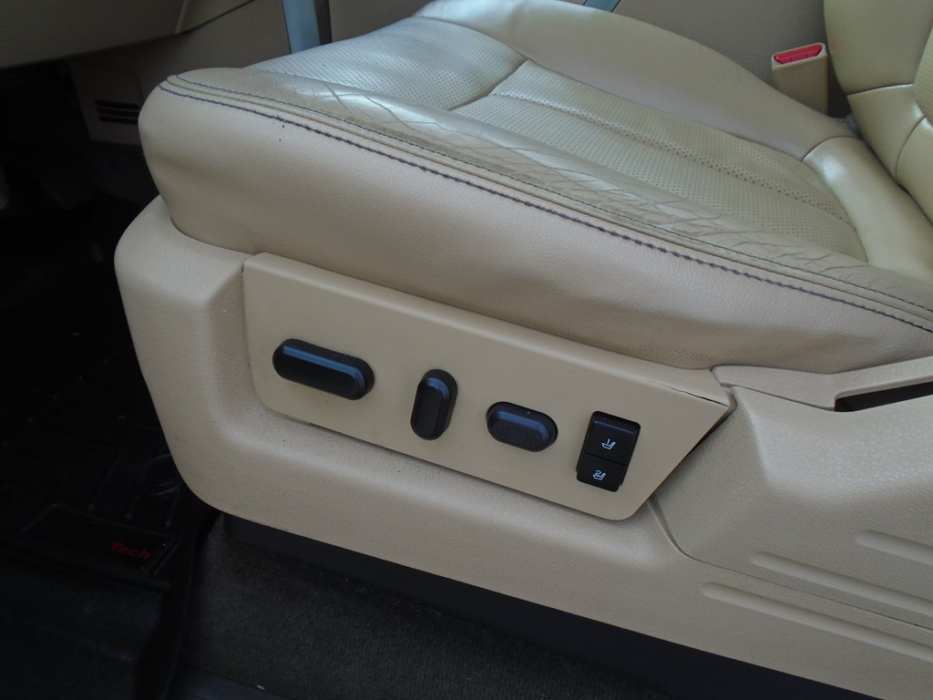 Photo 18 of this FORD F150