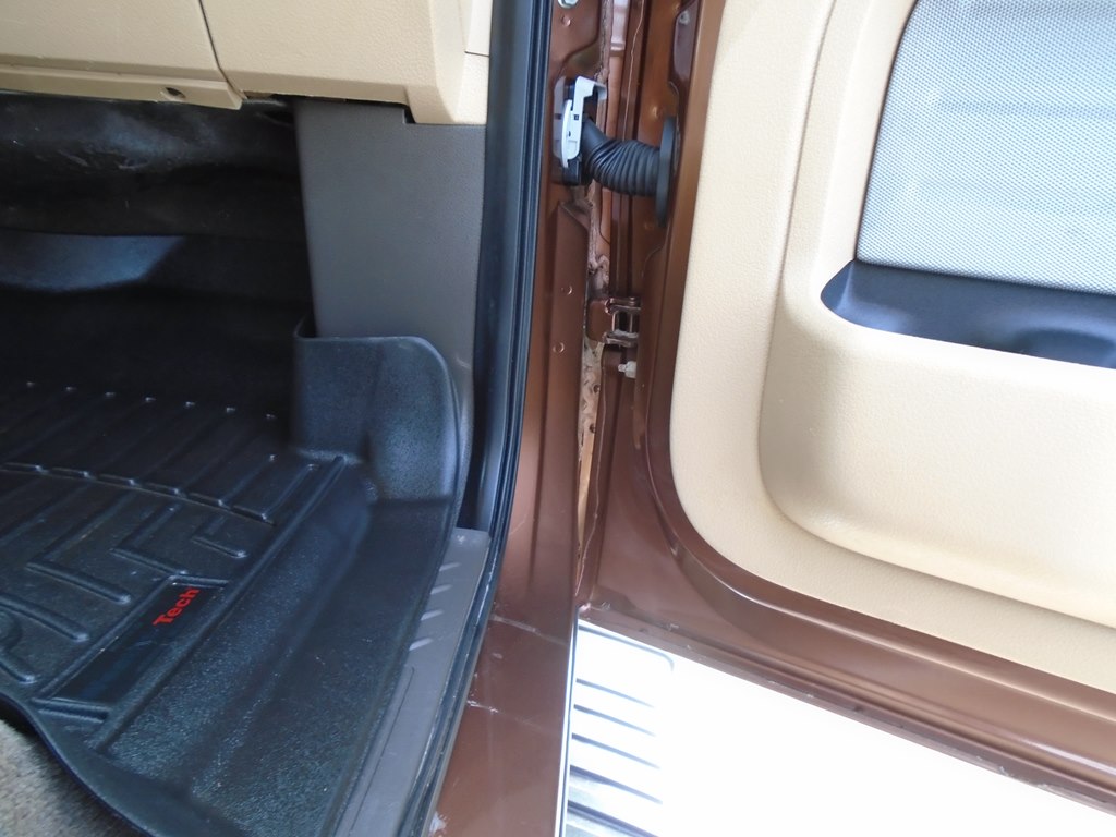 Photo 36 of this FORD F150