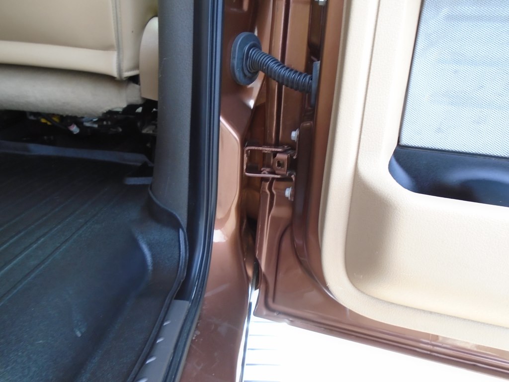 Photo 41 of this FORD F150