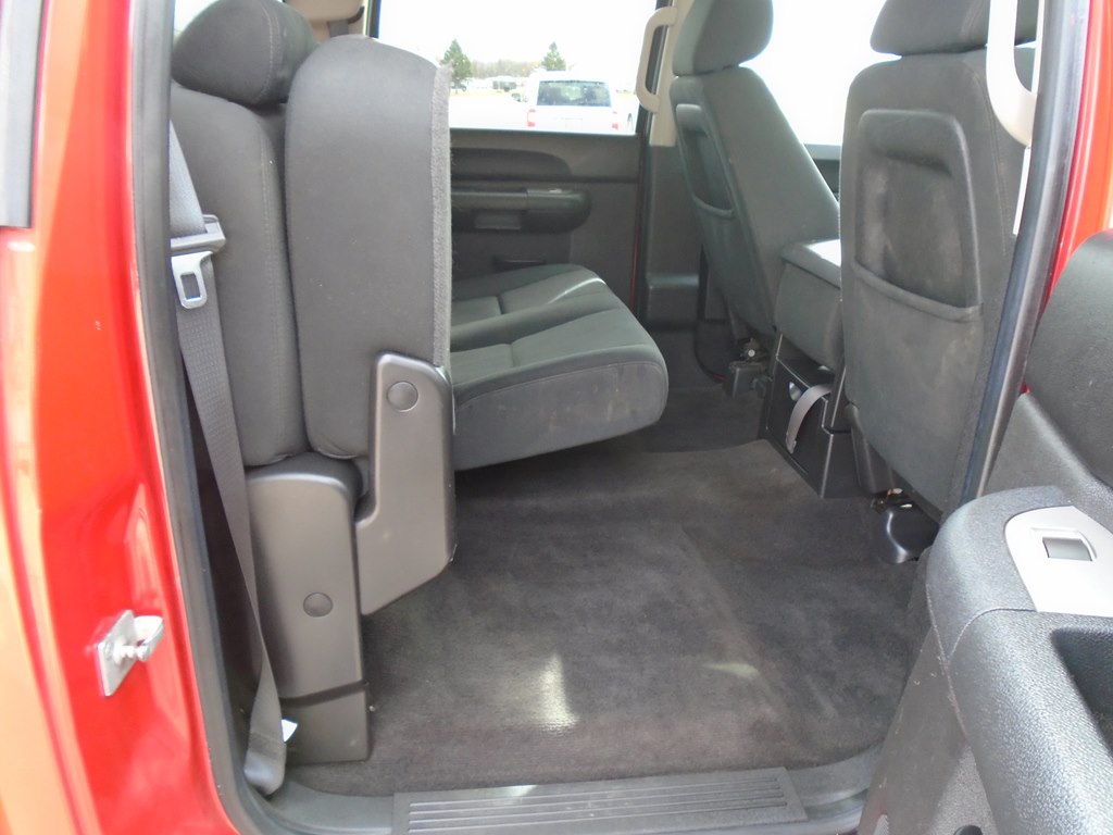 Photo 41 of this GMC SIERRA