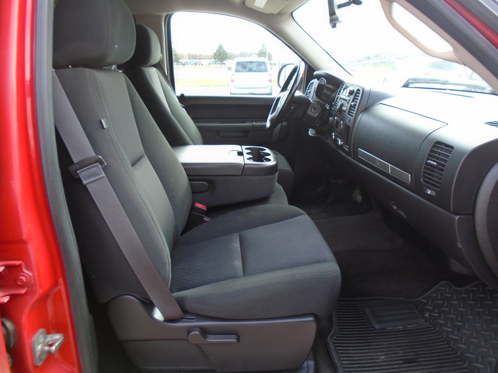 Photo 32 of this GMC SIERRA