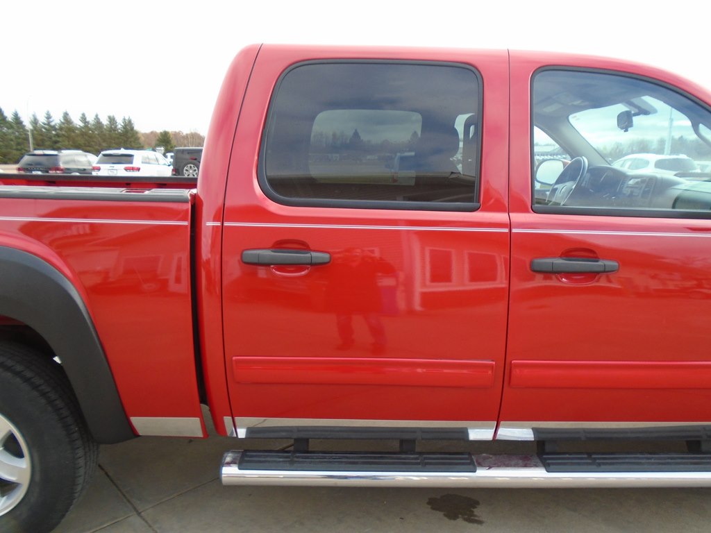 Photo 10 of this GMC SIERRA