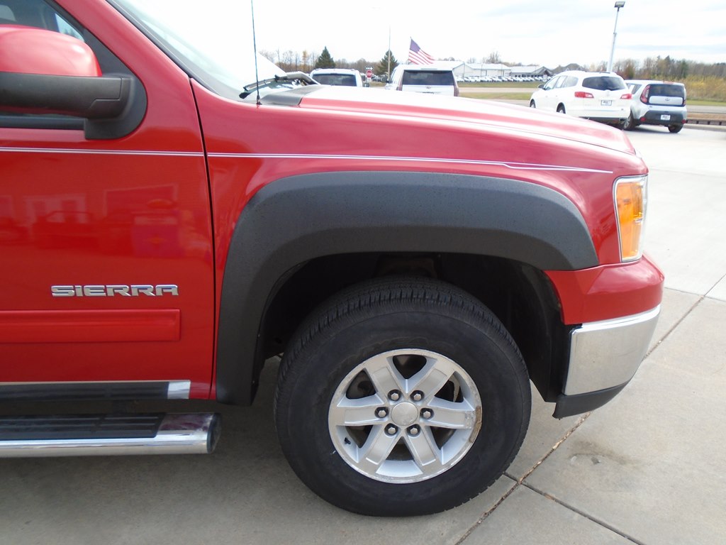 Photo 8 of this GMC SIERRA