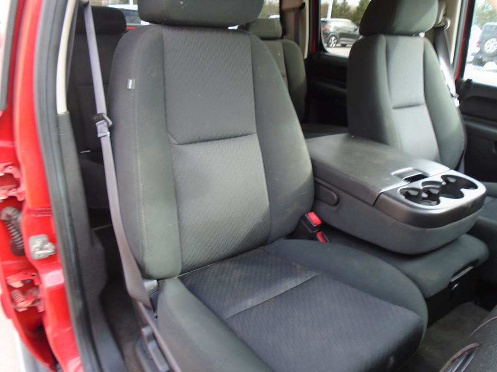 Photo 35 of this GMC SIERRA