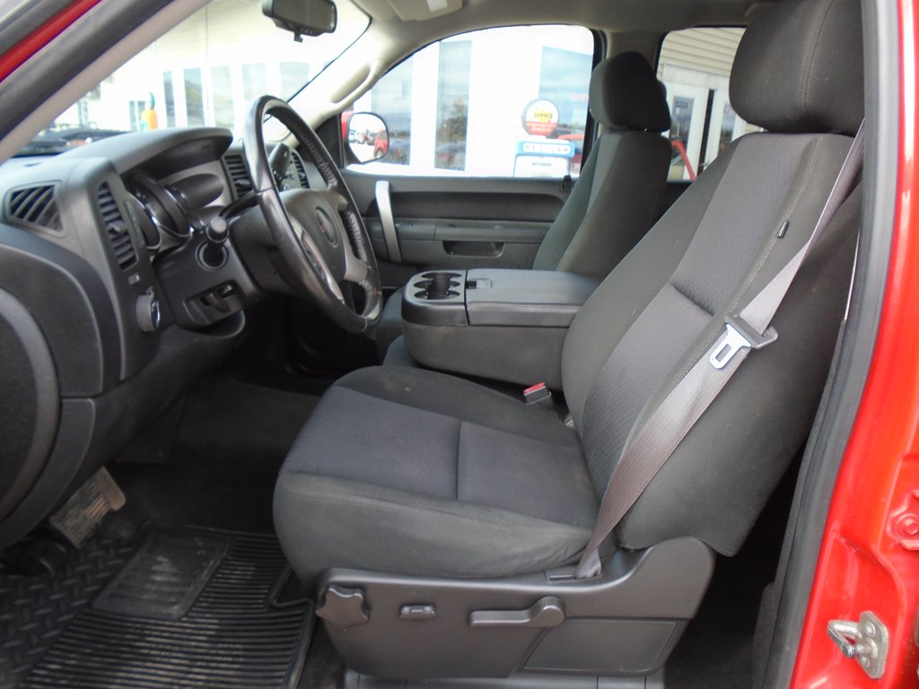 Photo 14 of this GMC SIERRA