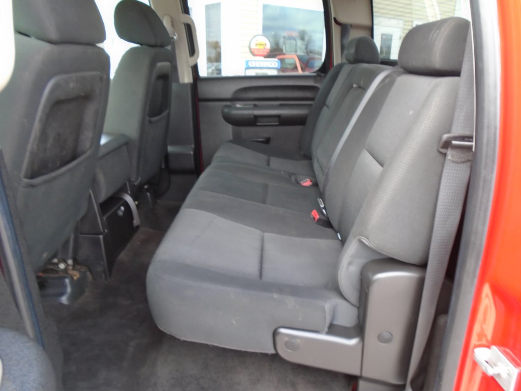 Photo 23 of this GMC SIERRA