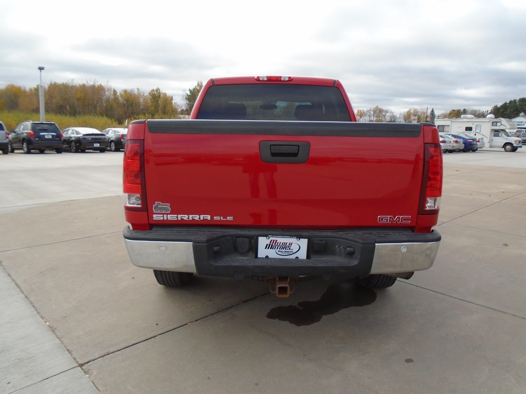 Photo 12 of this GMC SIERRA