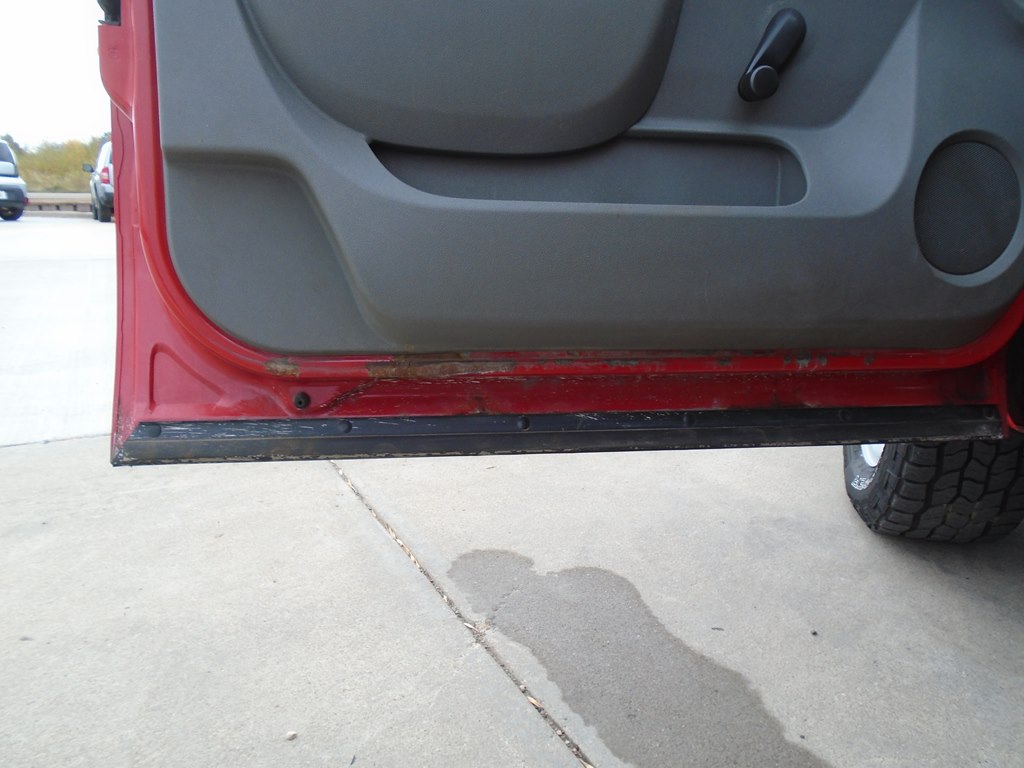 Photo 20 of this GMC SIERRA
