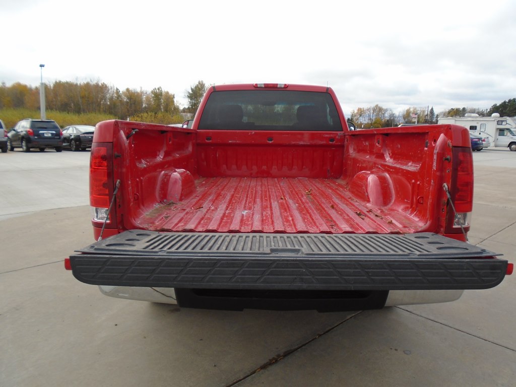 Photo 10 of this GMC SIERRA