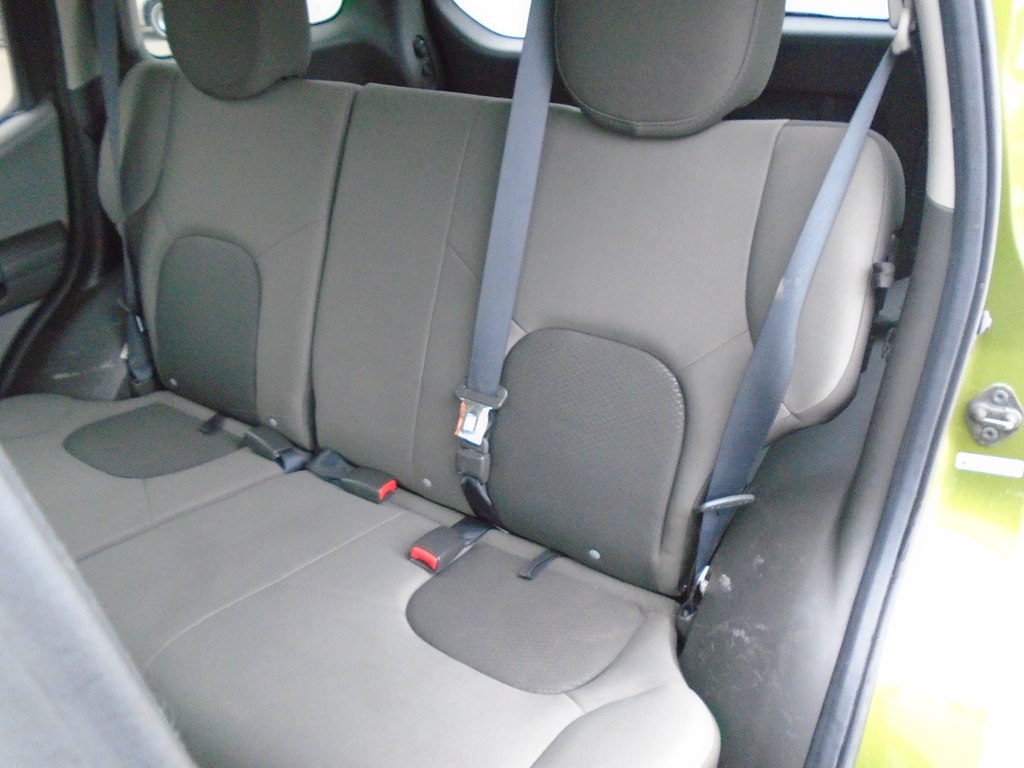 Photo 24 of this NISSAN XTERRA