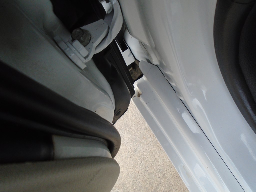 Photo 19 of this CHRYSLER 200