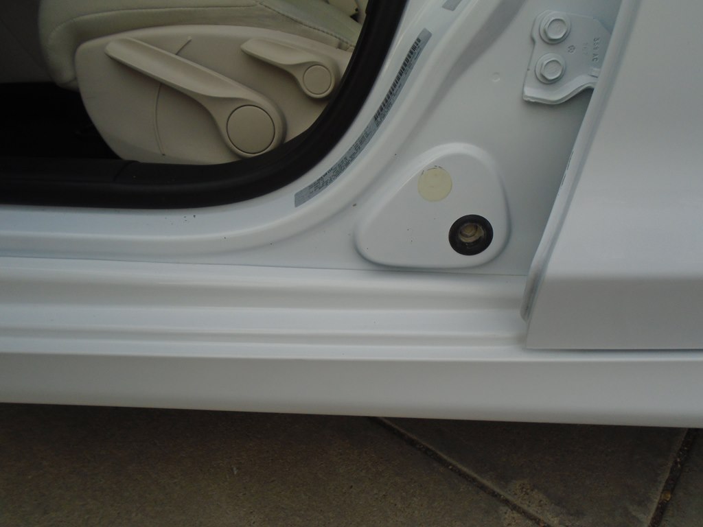 Photo 21 of this CHRYSLER 200