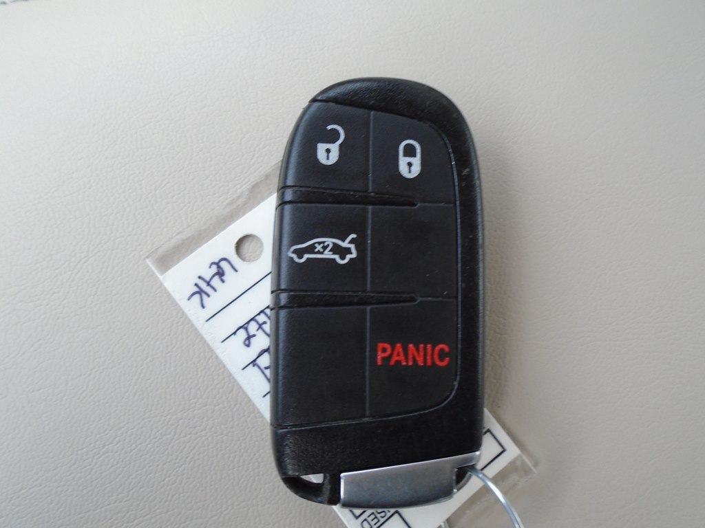 Photo 64 of this CHRYSLER 200
