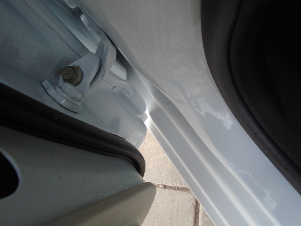 Photo 27 of this CHRYSLER 200