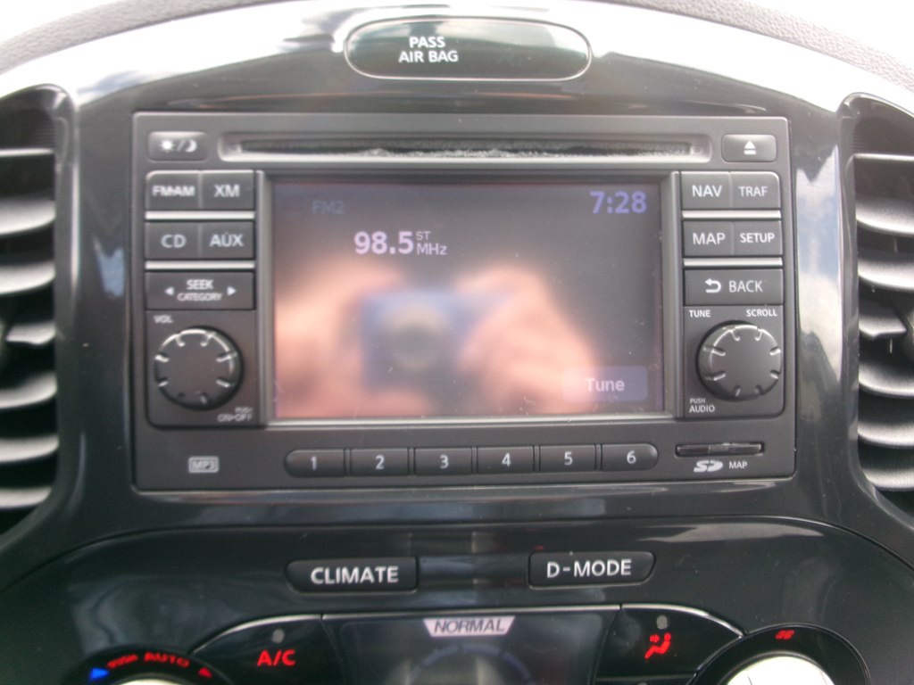 Photo 42 of this NISSAN JUKE