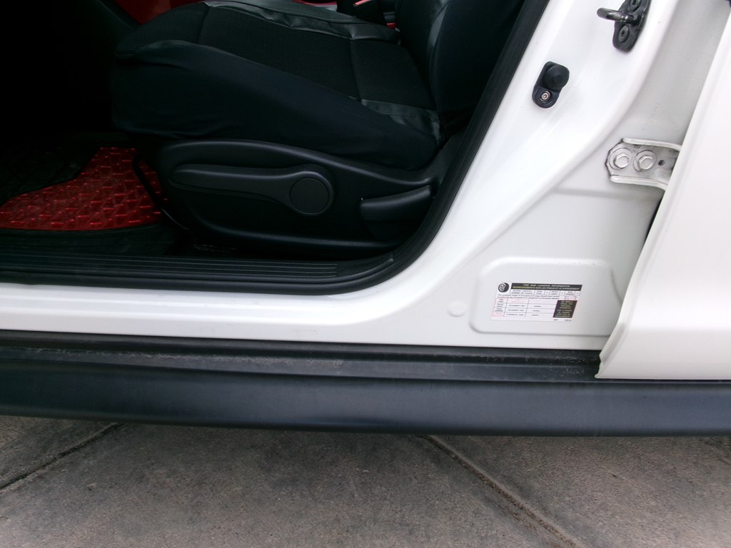 Photo 18 of this NISSAN JUKE
