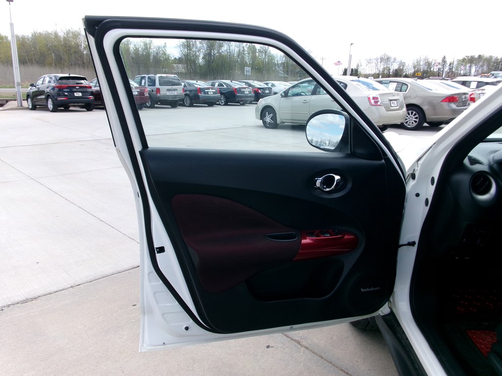 Photo 15 of this NISSAN JUKE
