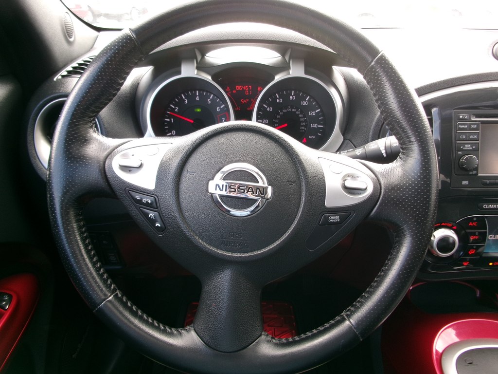 Photo 38 of this NISSAN JUKE