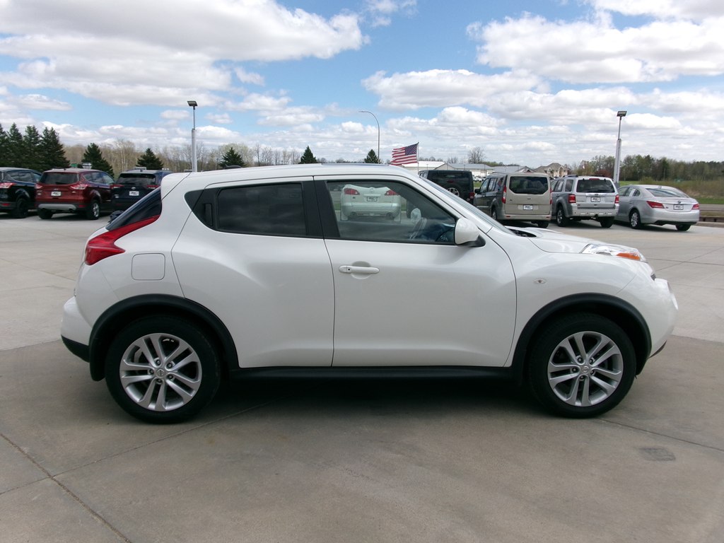 Photo 5 of this NISSAN JUKE