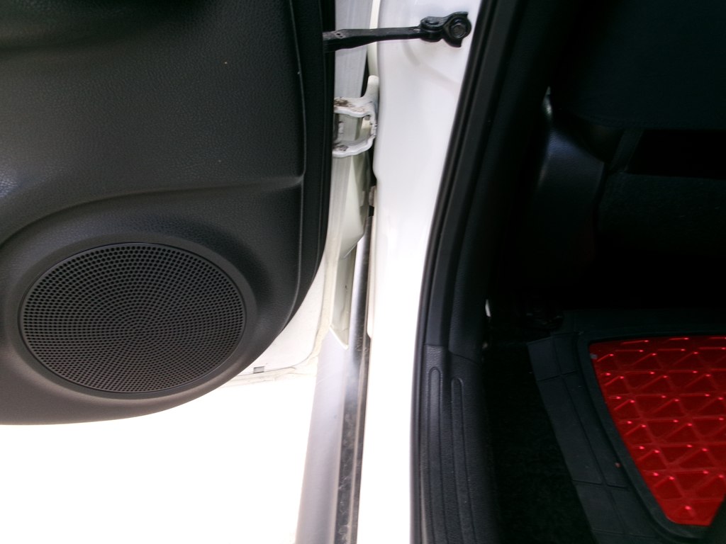 Photo 24 of this NISSAN JUKE