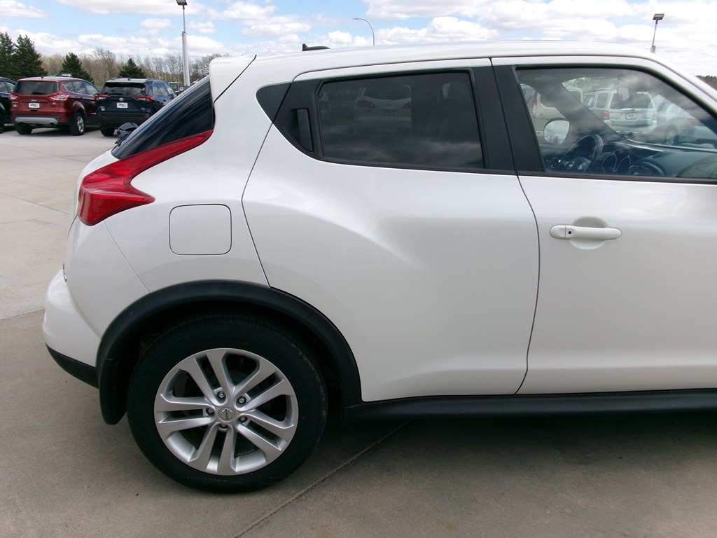 Photo 8 of this NISSAN JUKE