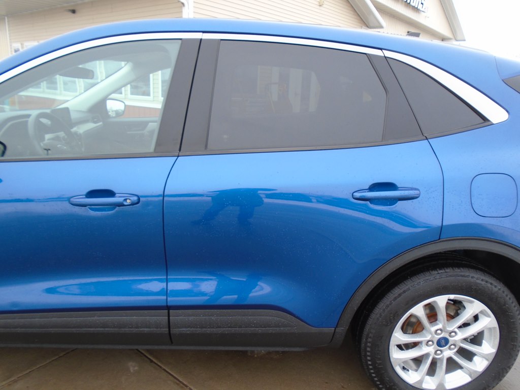 Photo 4 of this FORD ESCAPE