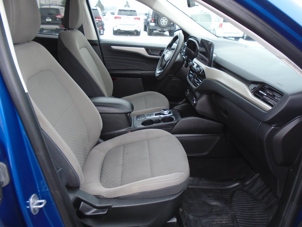 Photo 30 of this FORD ESCAPE