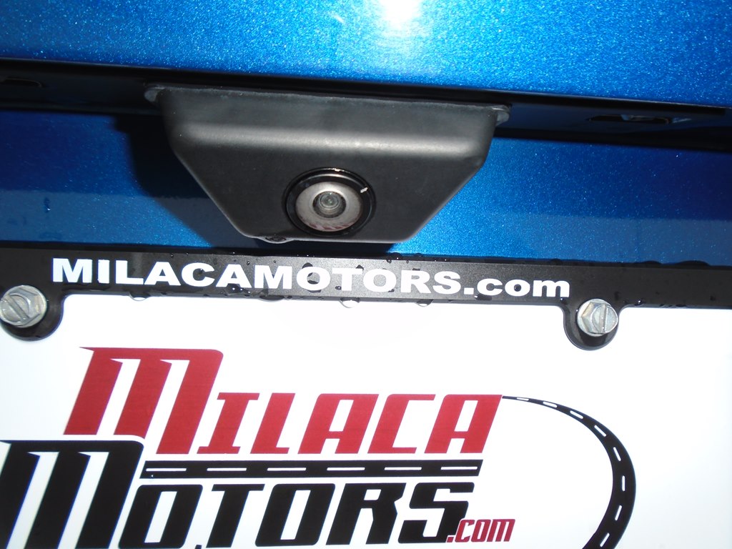 Photo 13 of this FORD ESCAPE