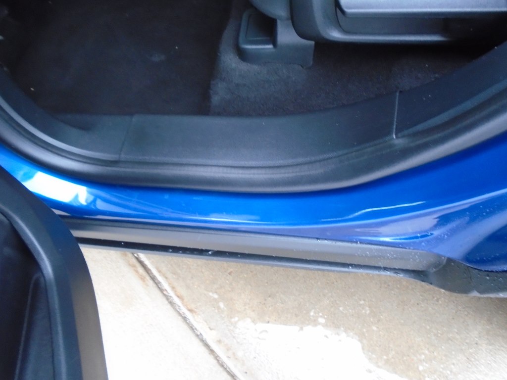 Photo 27 of this FORD ESCAPE
