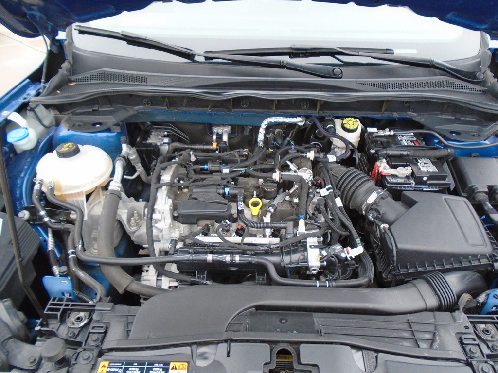 Photo 62 of this FORD ESCAPE
