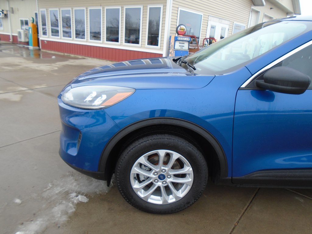 Photo 2 of this FORD ESCAPE